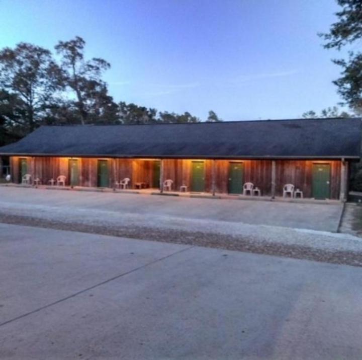 Whispering Creek Lodging & Rv Resort Newton Luaran gambar