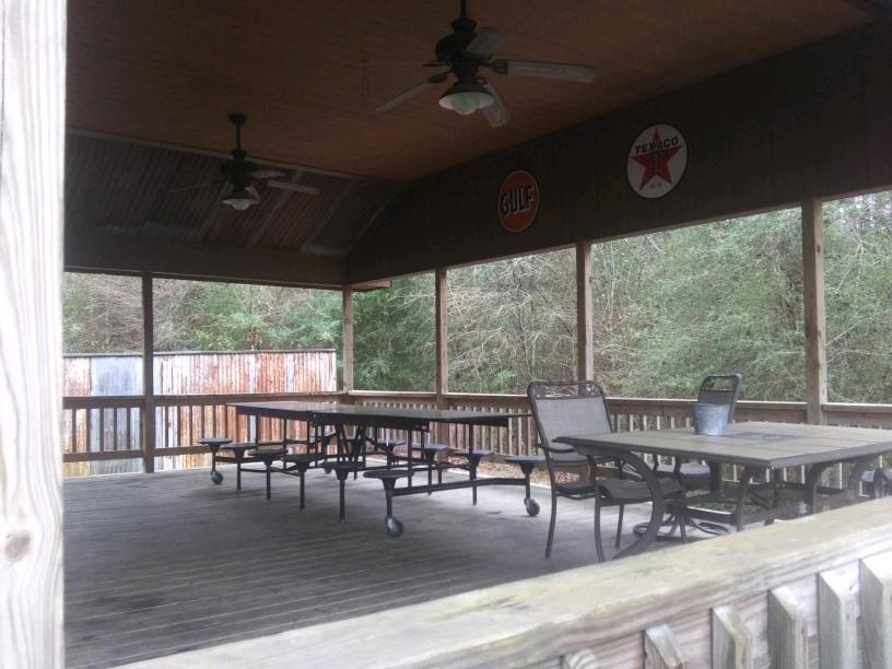 Whispering Creek Lodging & Rv Resort Newton Luaran gambar