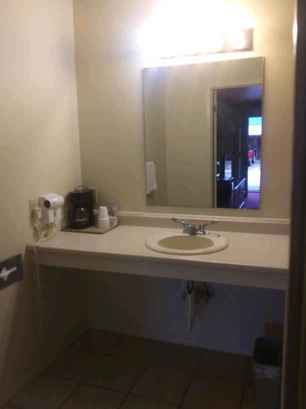 Whispering Creek Lodging & Rv Resort Newton Luaran gambar