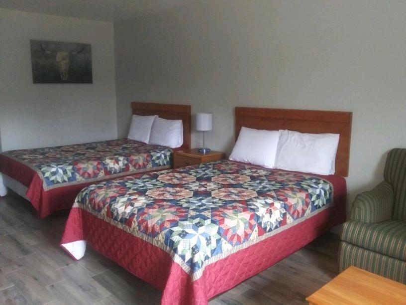 Whispering Creek Lodging & Rv Resort Newton Luaran gambar