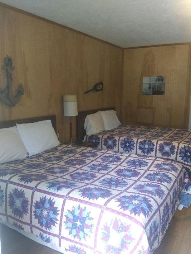 Whispering Creek Lodging & Rv Resort Newton Luaran gambar